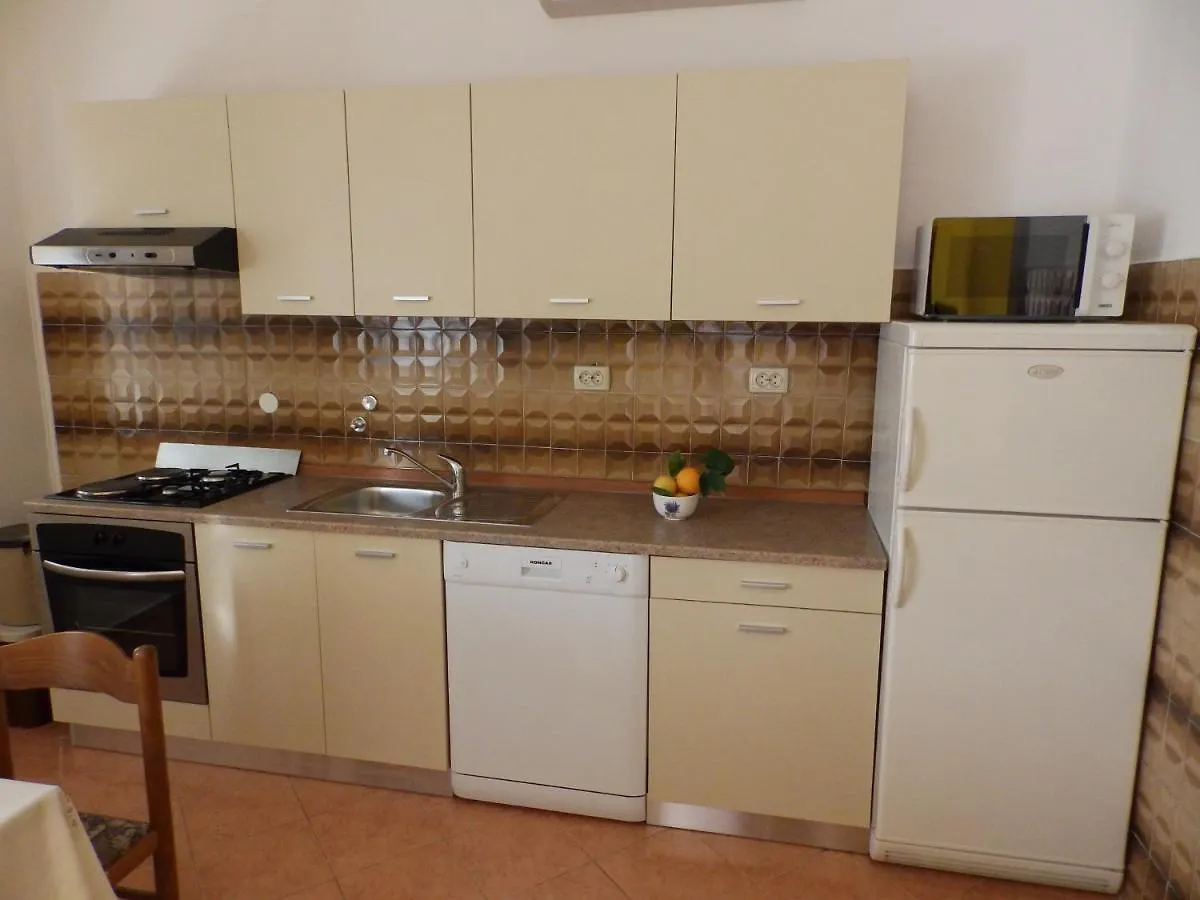 Apartment Kampor 12273C Croatia